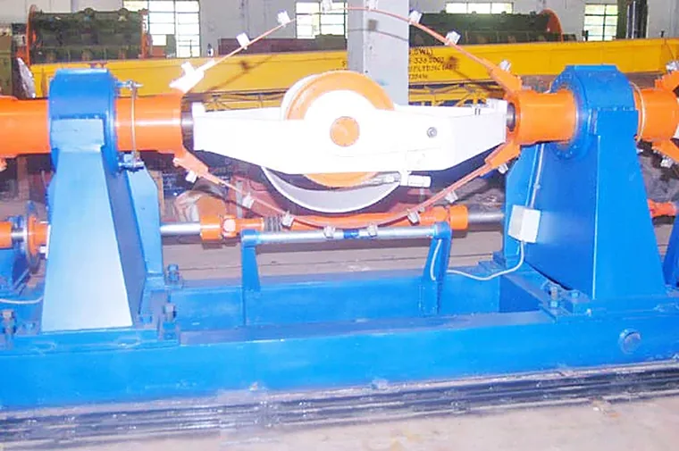 Skip stranding machine